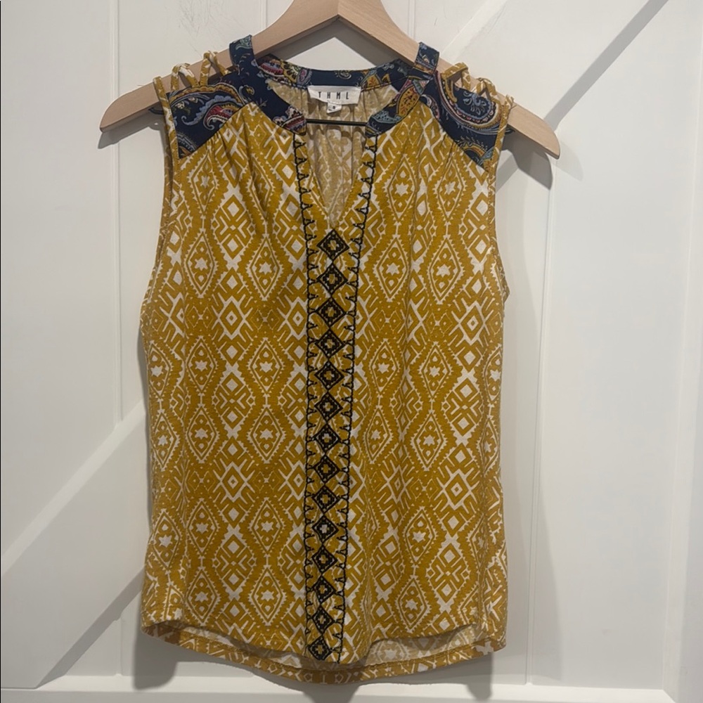 THML Gold Graphic Embellished Sleeveless Blouse - Picture 1 of 3